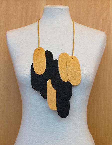 Pieces Assymetrical M - Gold & Black Pinatex